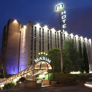 https://maxim-verona.hotelinveneto.com