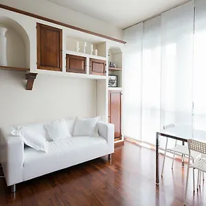 Studio Downtown Fantastic Area Appartamento